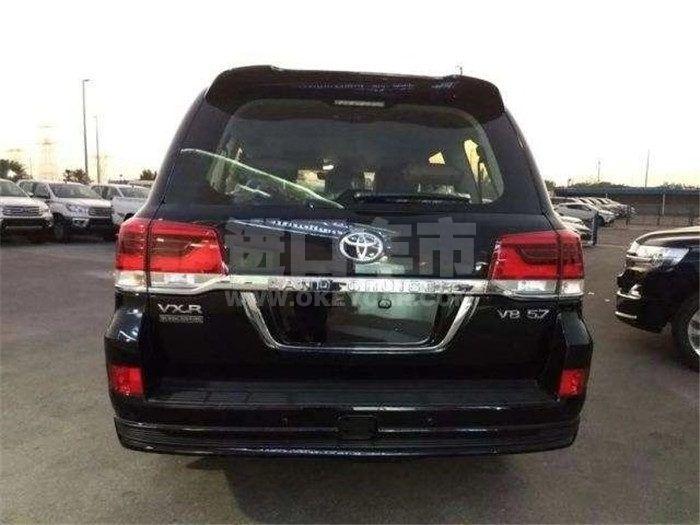 1c964ccc757b2a7ce1333c6778762fb5