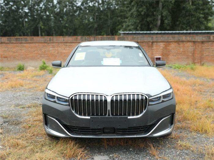 f_900x675_0_q87_autohomecar__ChsEmV1HiZmAYJboAAIJRMq8mYw284