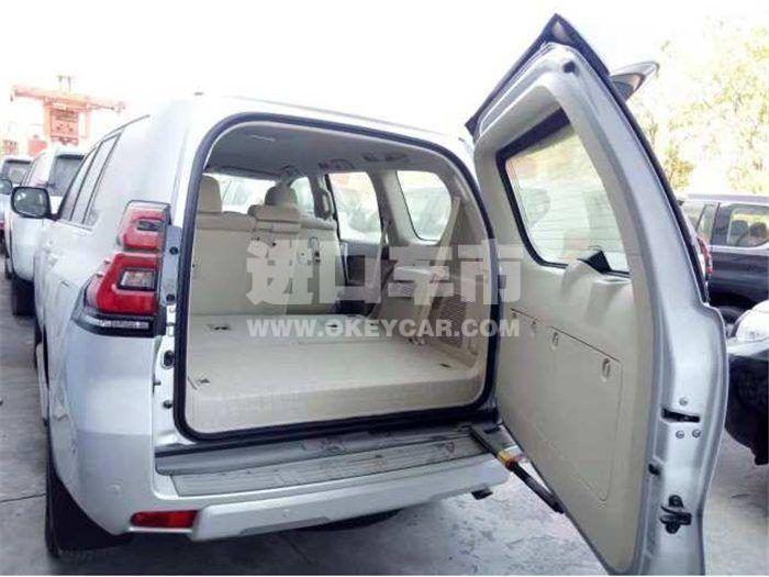 010220190828100247047010700