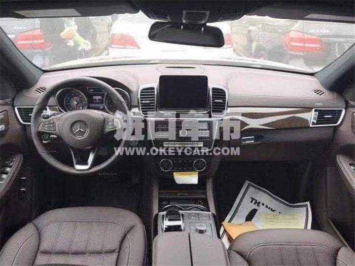 010220190829125314086710700