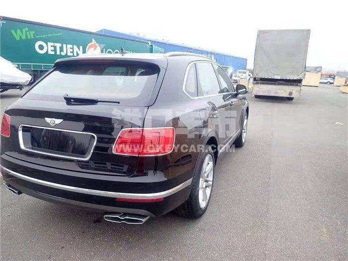 010220190829112958024610700