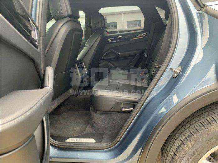 f_900x675_0_q87_autohomecar__ChcCSFzs4D-AZIrmAAGkBN4sh5g509