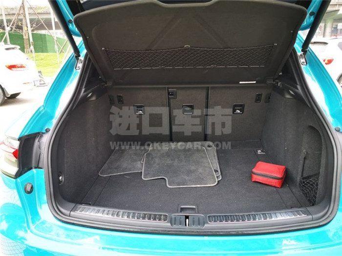 f_900x675_0_q87_autohomecar__ChcCQF1rZVGATtfJAAIJ0iLOPuQ633