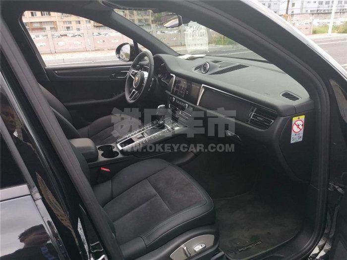 f_900x675_0_q87_autohomecar__ChsEfV1s0iqAKHPoAAGbt6fScAU693