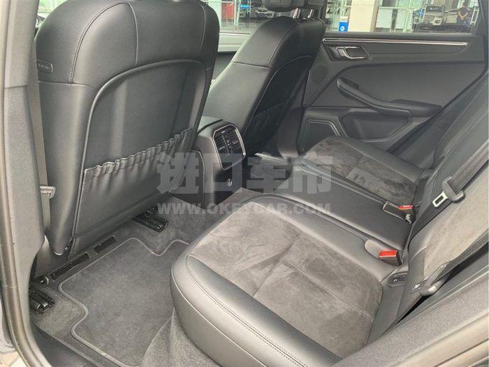 f_900x675_0_q87_autohomecar__ChsEeV1gzuWAMrNgAAH36WR77uU493