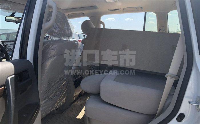 CgAGe1y-u_SAX3_3AAGJ4OPW2aw319