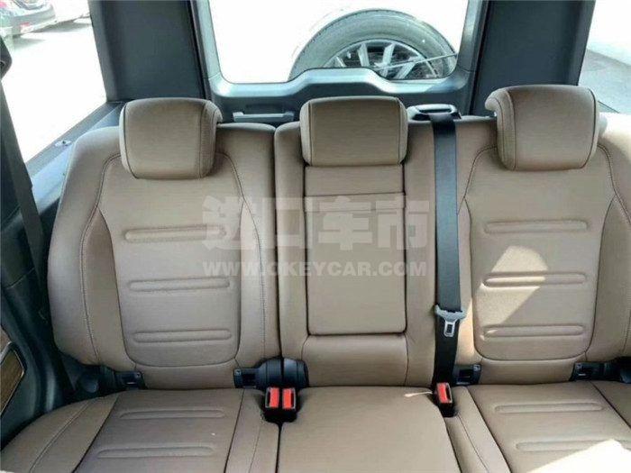 f_900x675_0_q87_autohomecar__ChcCP109M8CAToACAAFF3S6uNJ4516