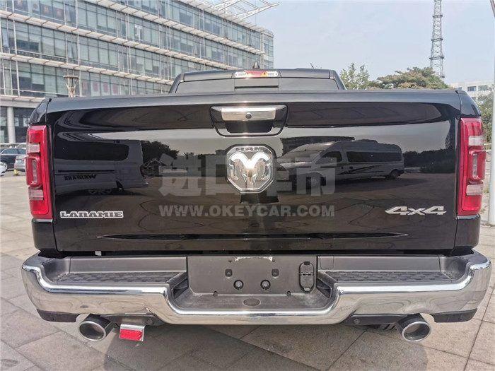 0631b0113596f8cd72d2e93027de173