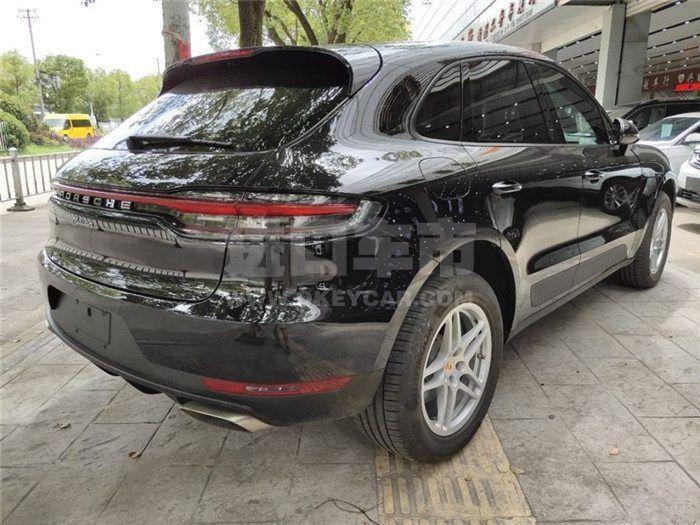 f_900x675_0_q87_autohomecar__ChcCr11wfQSAejcbAAMcATO0JY4896