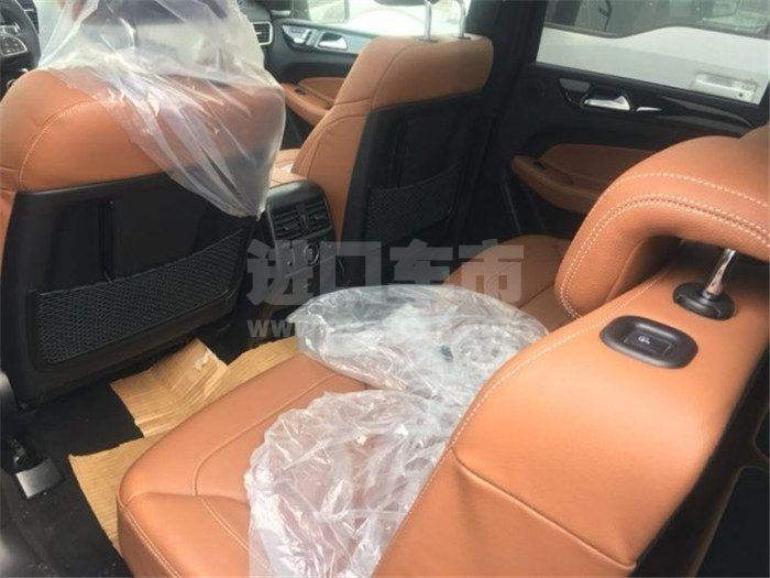 a64191887e3e2b4b54d9c7aa5e9e9f71