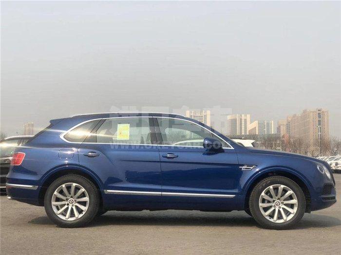 f_900x675_0_q87_autohomecar__ChsEnlyRvxGAFWb9AAFQxbnN3iM833