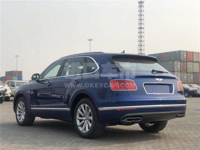 f_900x675_0_q87_autohomecar__ChsEnlyRvxKAcr9fAAFxCLCvAJQ569