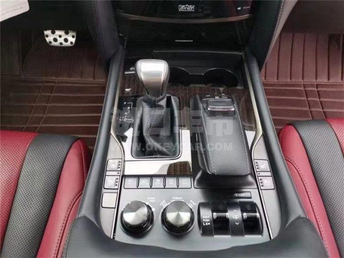 f_900x675_0_q87_autohomecar__ChcCQF1vLtKAKfUEAAG9Uw8goY8649