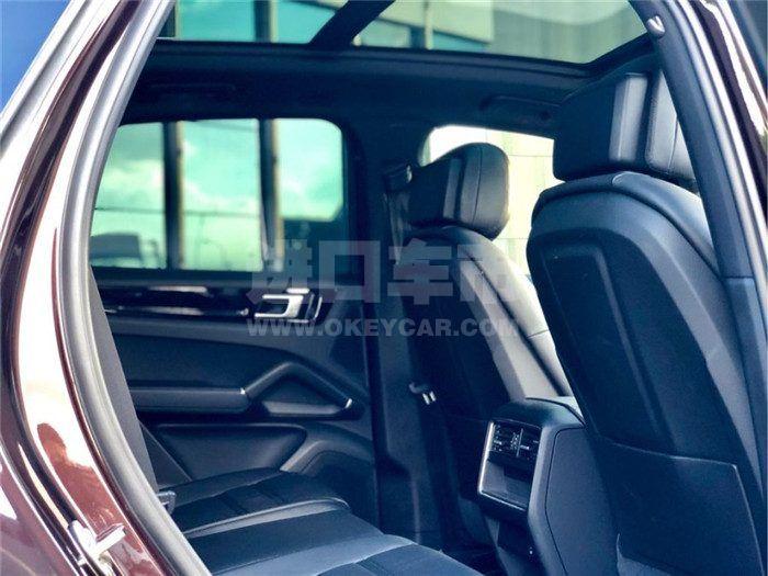 f_900x675_0_q87_autohomecar__ChsEm11ID5GAWBbKAAHUuXylQ0E994