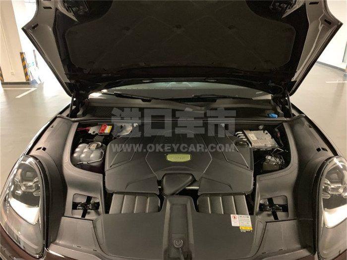 f_900x675_0_q87_autohomecar__ChcCSF1kt0CAXFYlAAHEWW2MnD4812