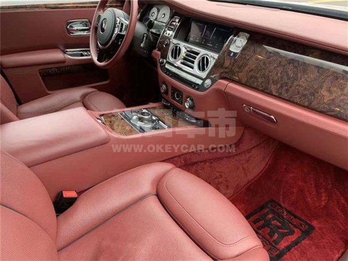 f_900x675_0_q87_autohomecar__ChsEfF0caEGAVUrNAAIAIOR1S4M894