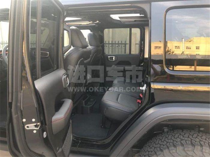 369a5698b82c8285ba09cd93c8ac3ff