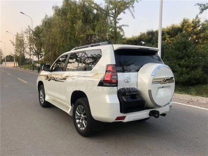 f_900x675_0_q87_autohomecar__ChsEeV1kw3KABRM6AAIMYRx14sQ521