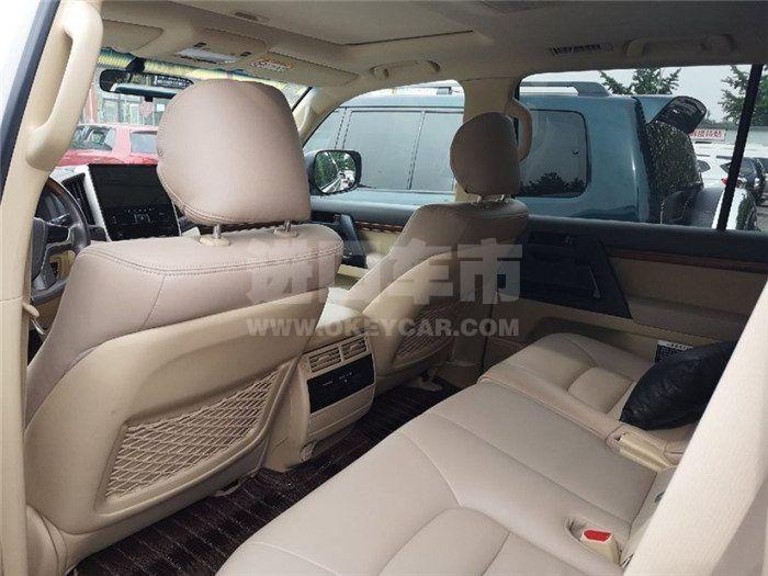 f_900x675_0_q87_autohomecar__ChcCSVzae2SAWrCXAAHOOk71x-g427