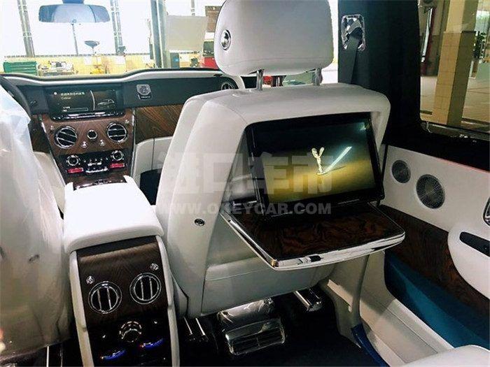 b3ce1b1bb3dd46b11803699a9d7a4b7