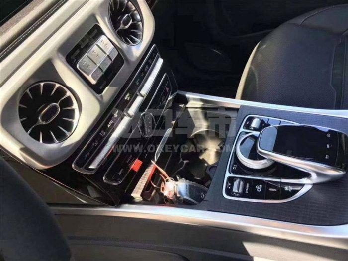 f_900x675_0_q87_autohomecar__ChsEm11s2S-AJEW2AAHagG41q2Y521