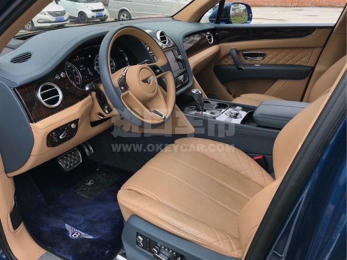 f_900x675_0_q87_autohomecar__ChsEkVxpZpiAH3UHAAIaJF61E7g574