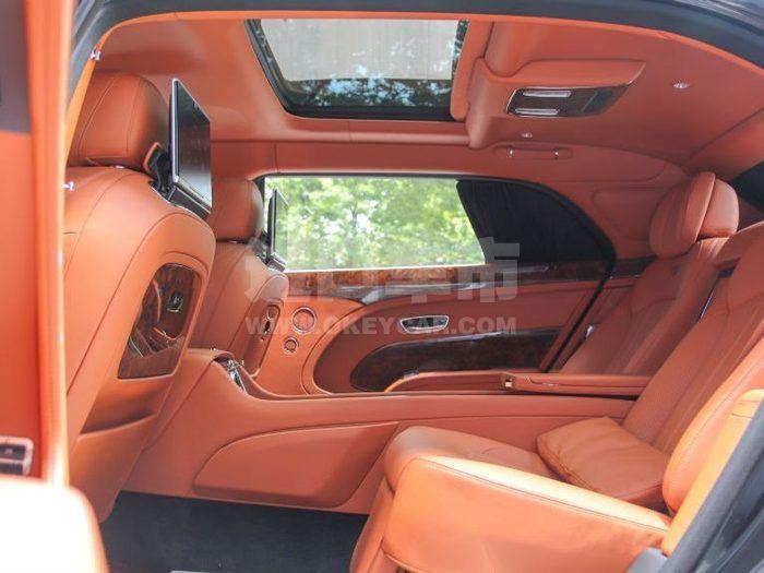 f_900x675_0_q87_autohomecar__ChsEnl1c2COAUgcSAAFJDO8G_p4421
