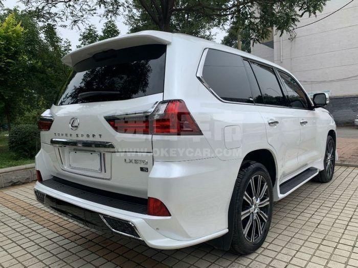 f_900x675_0_q87_autohomecar__ChsEnV1x2o-AOEqTAALE0nYU4hY635