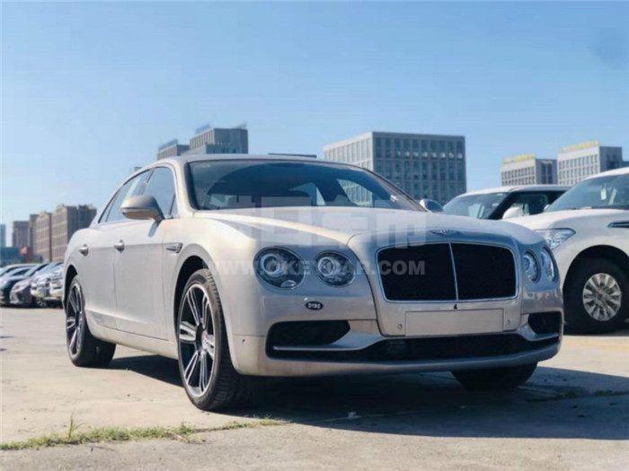 f_900x675_0_q87_autohomecar__ChsEfV1mEheAOTetAAFFTd2UVg0361