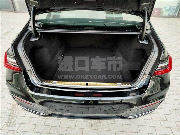 f_900x675_0_q87_autohomecar__ChsEfl12-_6AAhosAAIp3IJXiAs999