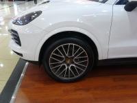 19款 3.0T 基本型前轮胎