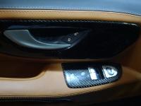 18款 2.0T 汽油门板