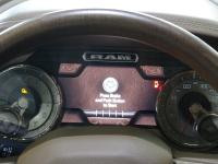 19款 5.7L 长角号仪表盘