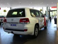 19款 4.0L GX-R 两气 遥启倒影 大灯清洗斜后