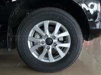 19款 4.0L GX-R 两气 外挂前轮胎