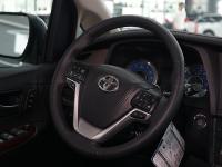 19款 3.5L 四驱 Limited 7座方向盘