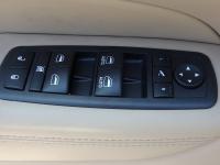 17款 3.6L 四驱 LTD 底升门板