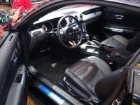 18款 2.3T 自动 硬顶 P版前排座椅