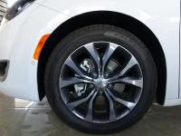 17款 3.6L LTD前轮胎