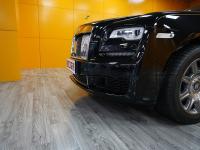 19款 6.6T 长轴距版前大灯