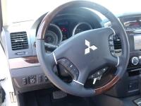 内饰方向盘