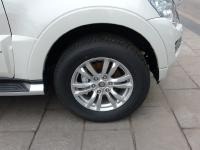 18款 3.8L 五门 GLS 天窗 双差前轮胎