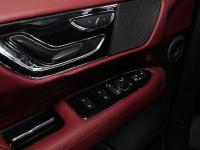 18款 3.5T 四驱 长轴 Reserve门板