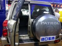 19款 Y61 4.8L 自动 五门 Safari 天窗门板